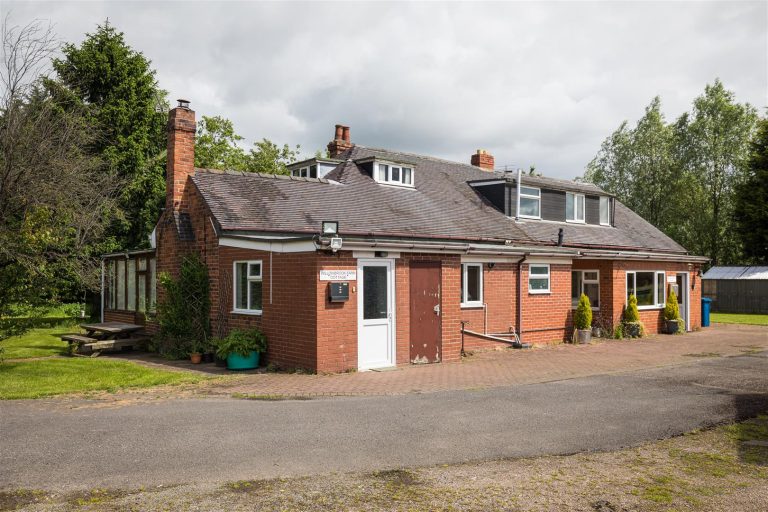 Willowbrook Farm, Burton Road, Alrewas, Burton-On-Trent