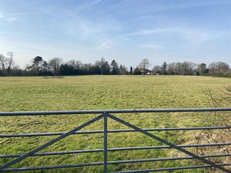 Land off Etwall Road, Egginton