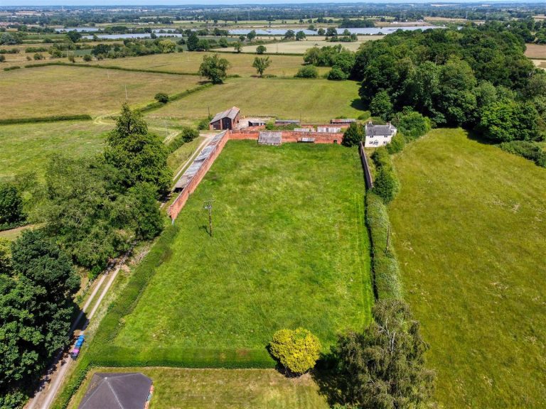 Lot 1 Lysways Hall Farm Lysways Lane, Longdon Green, Lichfield
