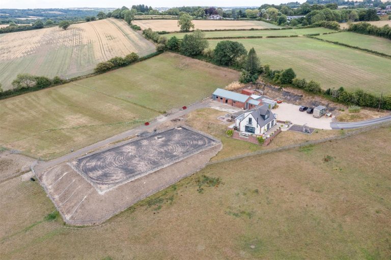 Holmefield Farm, Pig Hills Lane, Coal Aston, Dronfield