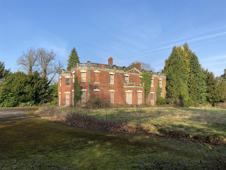 Mayfield House, Conygree Lane, Lower Mayfield