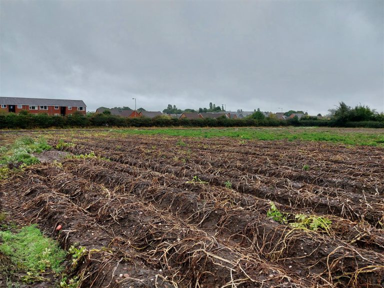 Land South of Bridle Lane, Streetly, Sutton Coldfield