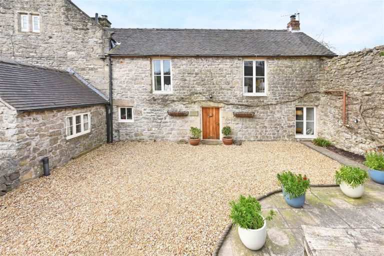 Dragon Barn, Town Street, Brassington, Matlock