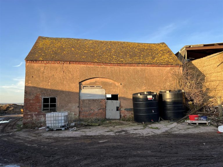 Lot 1: Land and Buildings at Red Brae Farm, Tewnals Lane, Lichfield
