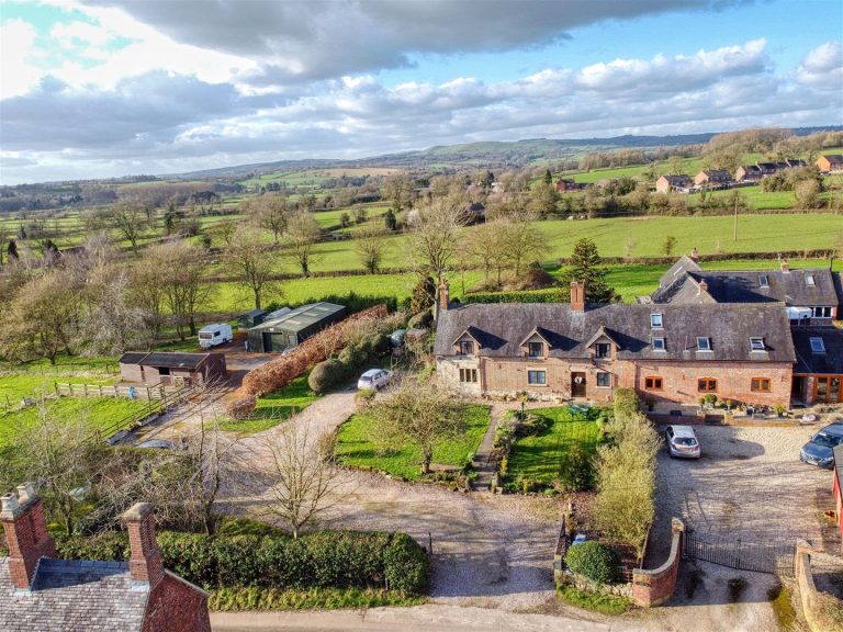 Upper House Farm, Roston