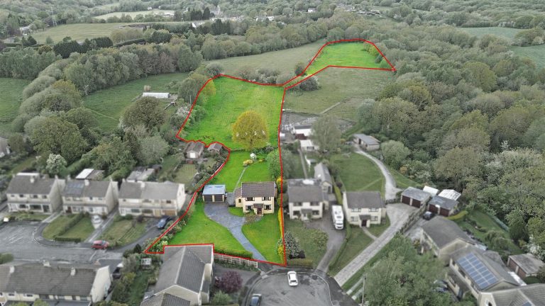 26 Springmeadow, Charlesworth, Glossop