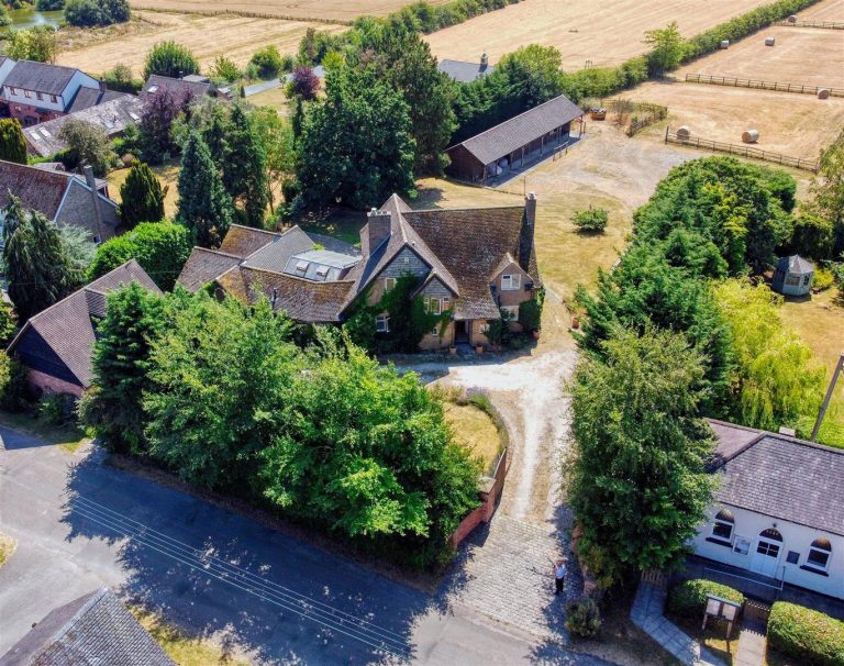 The Lodge, Main Street, Burnaston, Derby