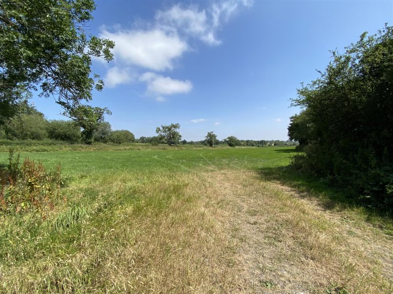 Land off Riggs Lane, Marston Montgomery